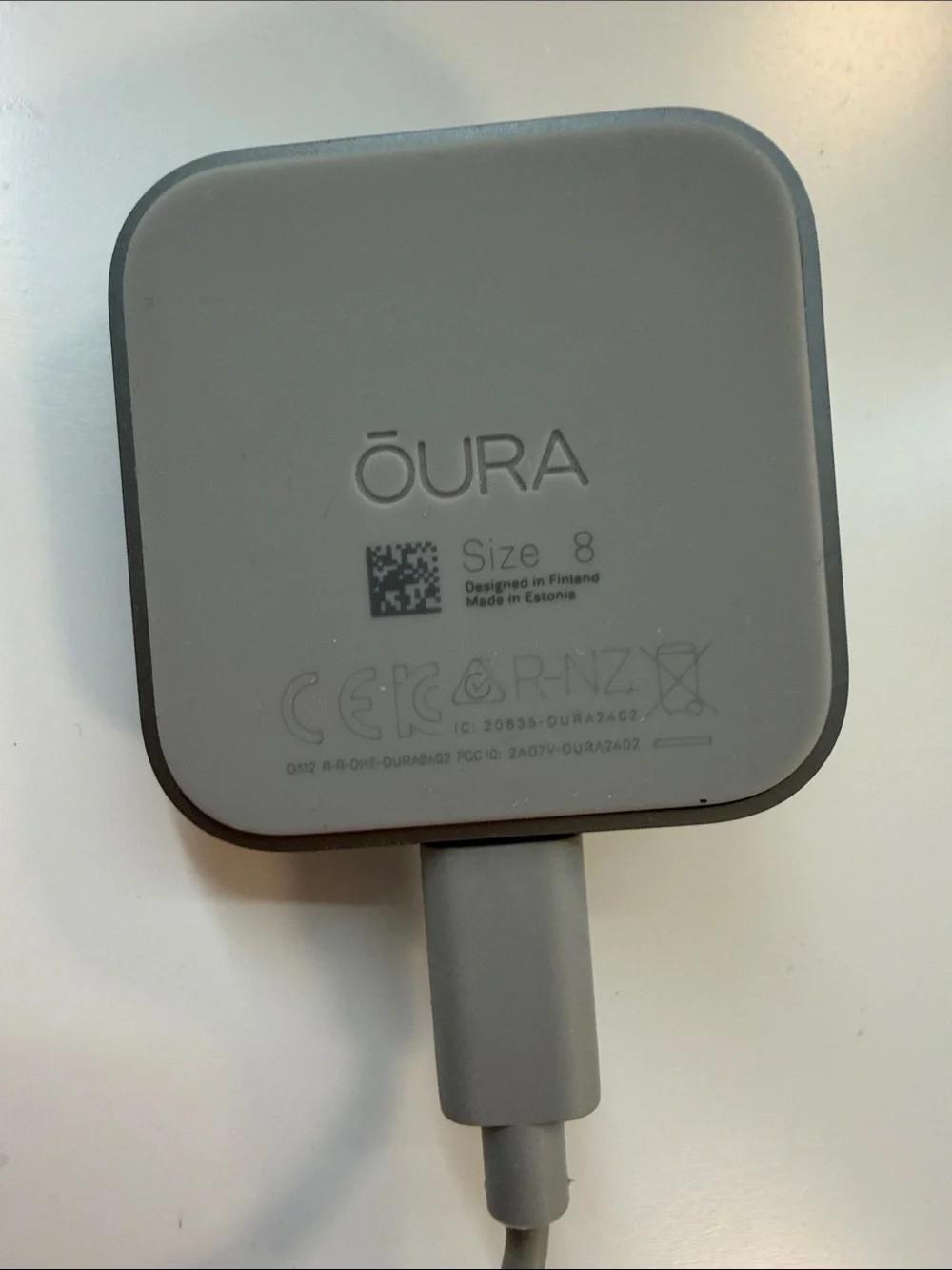 Oura Gray Magnetic Charger (Light Gray)
